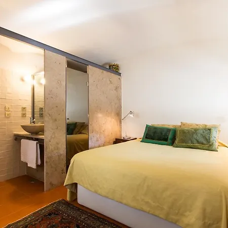 Guest house Torre De Maneys 3*